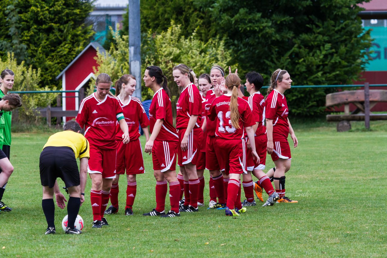 Bild 198 - Frauen SG Schmalfeld/Weddelbrook - Ratzeburger SV : Ergebnis: 1:7